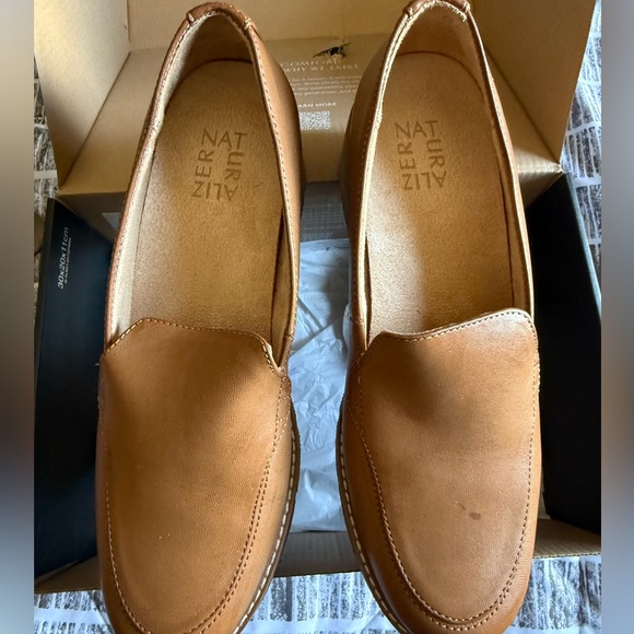 Naturalizer Cabaret Loafers - Picture 2 of 9